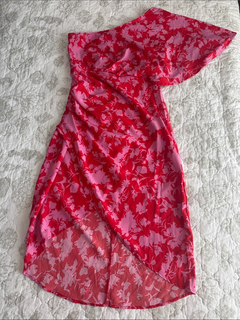 Amazon One-Shoulder Floral Dress in Pink and Red